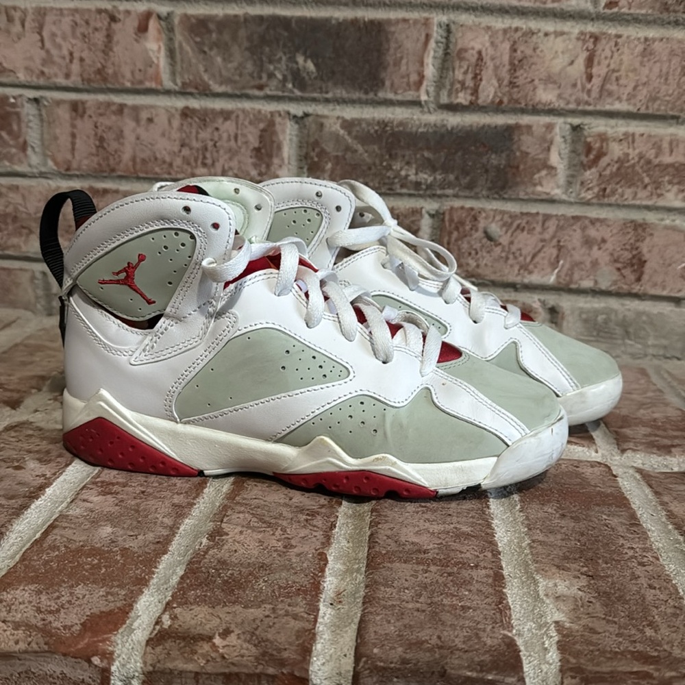 Kids Jordan 6 retro “Hare”  grade school size 6y